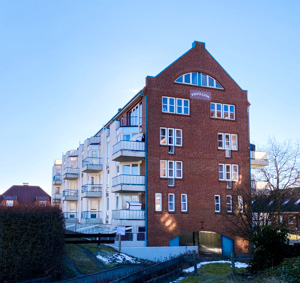 Thumbnail Placeholder